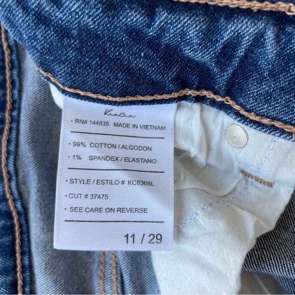 Ran Can Women's Distressed Jeans Size 11/29 - Picture 4 of 7